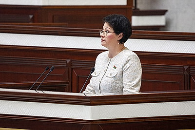 \"Максимально задействовать полномочия для реализации решений\". Сергеенко о ключевой задаче на сессию