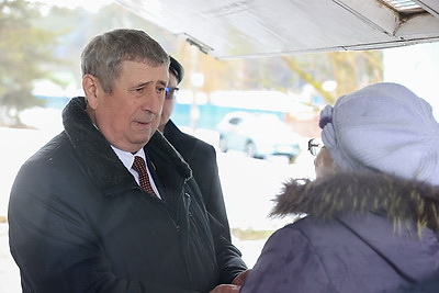 Русый о работе автолавок и сельмагов: люди должны иметь возможность купить все, что они хотят