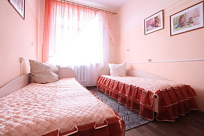 Поделиться теплом. В Клецком районе приняли участников акции \"Подари радость ближнему\"