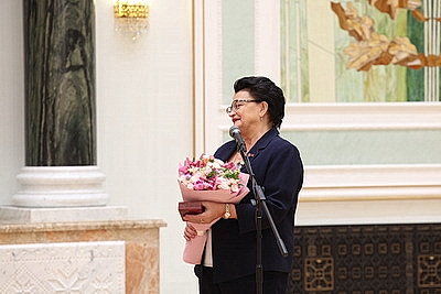 Едины в стремлении сделать страну лучше. Лукашенко в преддверии 8 Марта вручил женщинам госнаграды