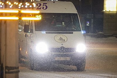 Брест накрыл снегопад. На улицах города работает спецтехника