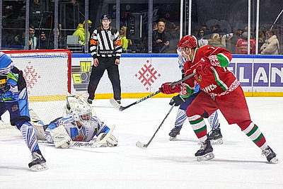 Команда Президента выиграла четвертый матч в РХЛ