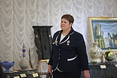 Для участников форума \"Женщина и будущее деревни\" провели экскурсию во Дворце Независимости