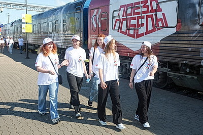 Концертом встретили могилевчане \"Поезд Победы\" в областном центре