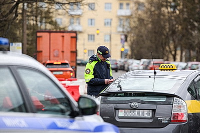 Нарушений ПДД со стороны такси стало меньше. Как прошел рейд ГАИ в Минске
