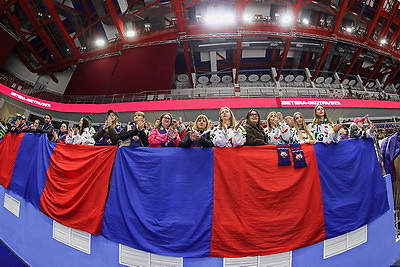 \"Металлург\" в овертайме обыграл \"Юность\" и повел в полуфинальной серии экстралиг