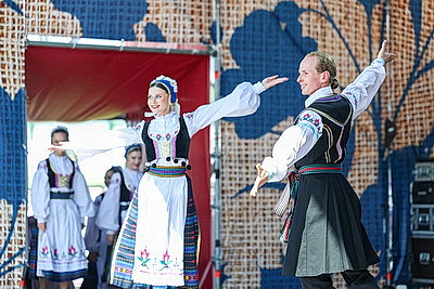 Два дня стильных событий. В Минске прошел международный фестиваль \"Свята льну\"