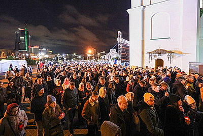 Православные верующие отмечают Пасху