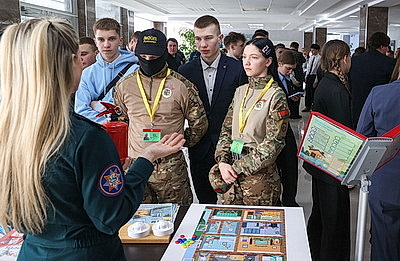 Около 120 бойцов Молодежных отрядов охраны правопорядка объединил областной сбор в Гомеле