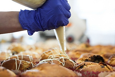 Минские хлебопеки предлагают широкий ассортимент пасхальных куличей