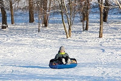 \"Был разработан план\". Что предпринимают в Минске, чтобы снизить травматизм при катании на тюбингах