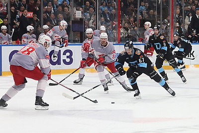 Минские динамовцы на родном льду разгромили \"Спартак\"