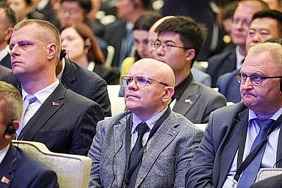 Снопков: Беларусь делает упор на промышленную и технологическую кооперацию с Китаем