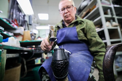 От набойки до портфеля. Как белорусские мастера дарят вещам вторую жизнь