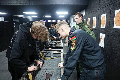 Могилевский институт МВД в день открытых дверей посетили около 1 тыс. школьников