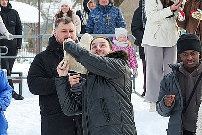 Чемпионат по метанию валенка прошел в Могилеве