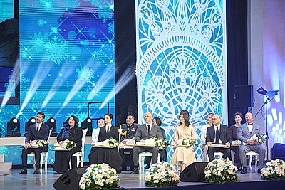 Лукашенко вручил премии \"За духовное возрождение\" и спецпремии Президента