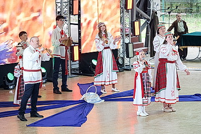Гала-концерт семейного фестиваля прошел в Воложинском районе