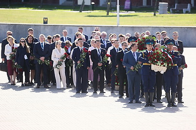 В Бресте стартовала международная межпартийная конференция