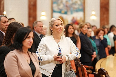 Знаковое событие в преддверии Дня медработников. Во Дворец Независимости пригласили врачей Минска