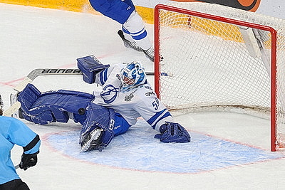 Минские динамовцы обыграли московских одноклубников на старте плей-офф КХЛ