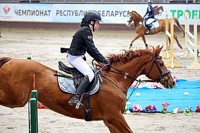 Чемпионат Беларуси по конному троеборью проходит в Ратомке