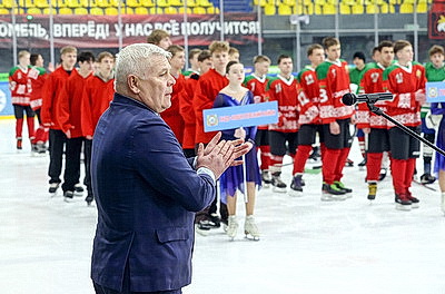 В Гомеле проходят областные соревнования среди детей и подростков по хоккею \"Золотая шайба\"