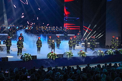 Профессия решительных и отважных. В Минске прошло торжественное собрание ко Дню спасателя