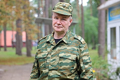 Главная задача - защищать наш дом. В Гомельской области проходят учебные сборы территориальных войск