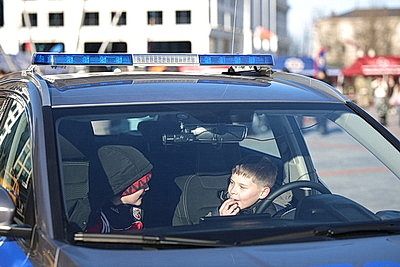 Выставка спецтранспорта, интерактивные площадки, конкурсы. Акция МВД проходит у Дворца Республики в Минске