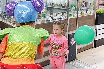 Акция \"В школу с Добрым Сердцем\" проходит в Беларуси