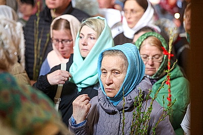 Православные верующие отметили Вербное воскресенье
