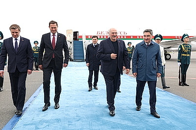 Лукашенко прибыл в Астану для участия в саммите ЕАЭС и Евразийском экономическом форуме