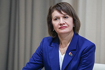 \"Женская энергия для большого дела\". Молодежный женский форум проходит в Минске