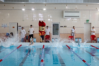 Победа над собой. Турнир по водным видам спорта \"Спешиал Олимпикс\" в Витебске собрал около 80 участников