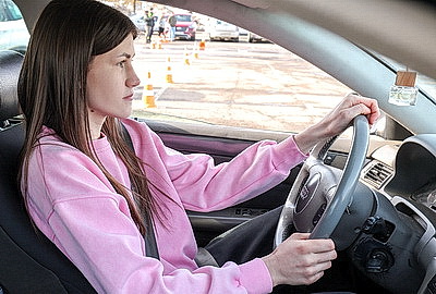 Лучшую автоледи выбрали в Витебске во время конкурса \"Девчонки рулят!\"