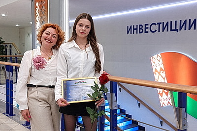 Будущее белорусской науки, культуры и спорта. Лучших выпускников Минска чествовали в Доме молодежи