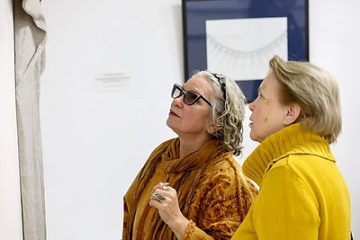 С точностью в деталях. В Витебске открылась выставка народного костюма от молодого дизайнера