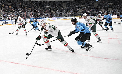 Минские динамовцы проиграли \"Ак Барсу\" в первом матче четвертьфинала Кубка Гагарина