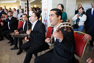 Национальные мелодии и мировые хиты. Мастера искусств Таджикистана представили гала-концерт в Минске