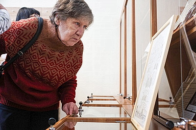 \"Рукописи и фронтовые переписки\". Что можно увидеть на выставке к 105-летию со дня рождения Ивана Мележа в Минске