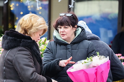 Атмосфера на улицах белорусских городов в преддверии 8 Марта
