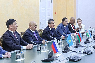 Караев на встрече с представителями дипмиссий: фестиваль культур - символ дружбы