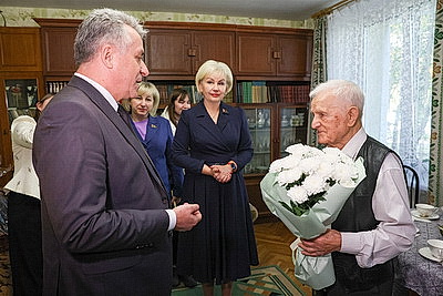 В Минске поздравили ветерана ВОВ Федора Фещенко с 101-летием