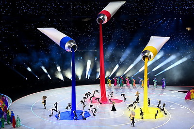 Церемония открытия XXV Зимних Олимпийских игр состоялась в Италии