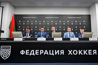 Богданович переизбран на пост председателя Федерации хоккея Беларуси