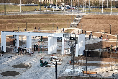 Около 800 человек присоединились к субботнику на готовящейся к сдаче больнице в Гродно