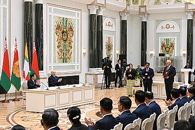 Экономика, наука, правовая помощь. По итогам переговоров лидеров Беларуси и Мьянмы подписан пакет документов