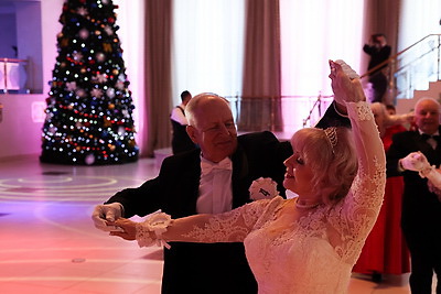 \"Рождественская симфония\". Бал для пожилых людей прошел в Могилеве