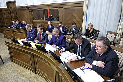 Правительство усиливает контроль за выполнением отраслевых показателей в промышленности